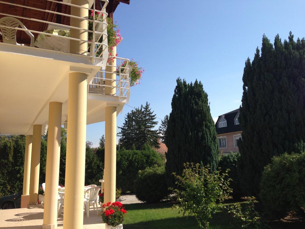 Villa Natalia Hévíz Buitenkant foto